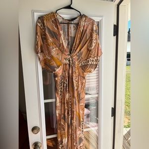 VICI kimono style dress. Size XL